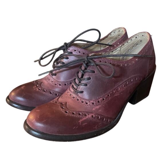 FRYE Maggie Perf Winttip Oxfords ACADEMIA WITCHY Chunky Block Heel Shoes Red 6.5 - Picture 1 of 10